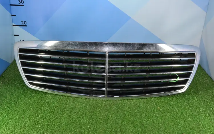 Решетка радиатора Mercedes Benz W211 до рестайлинг за 30 000 тг. в Тараз