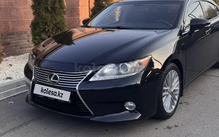 Lexus ES 250 2012 годаfor11 300 000 тг. в Алматы