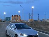 Hyundai Elantra 2019 годаүшін5 300 000 тг. в Атырау – фото 4