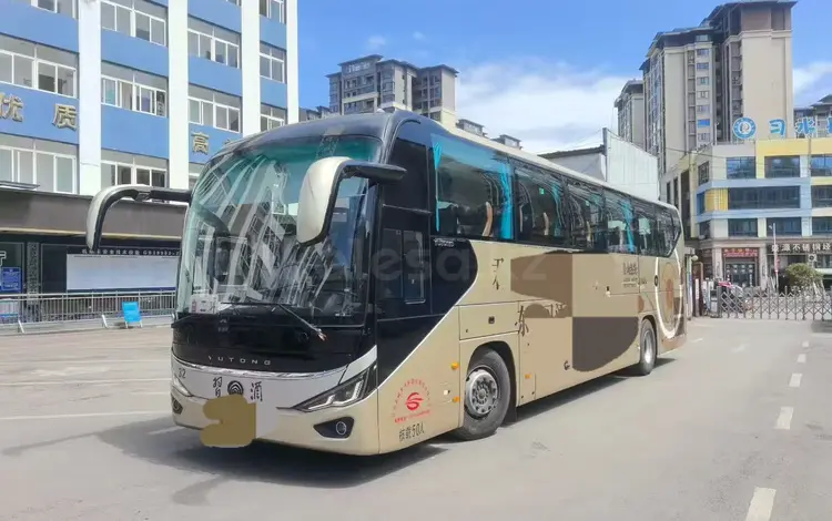 Yutong 2022 года за 48 000 000 тг. в Алматы