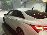 Hyundai Elantra 2023 года за 8 700 000 тг. в Алматы – фото 3