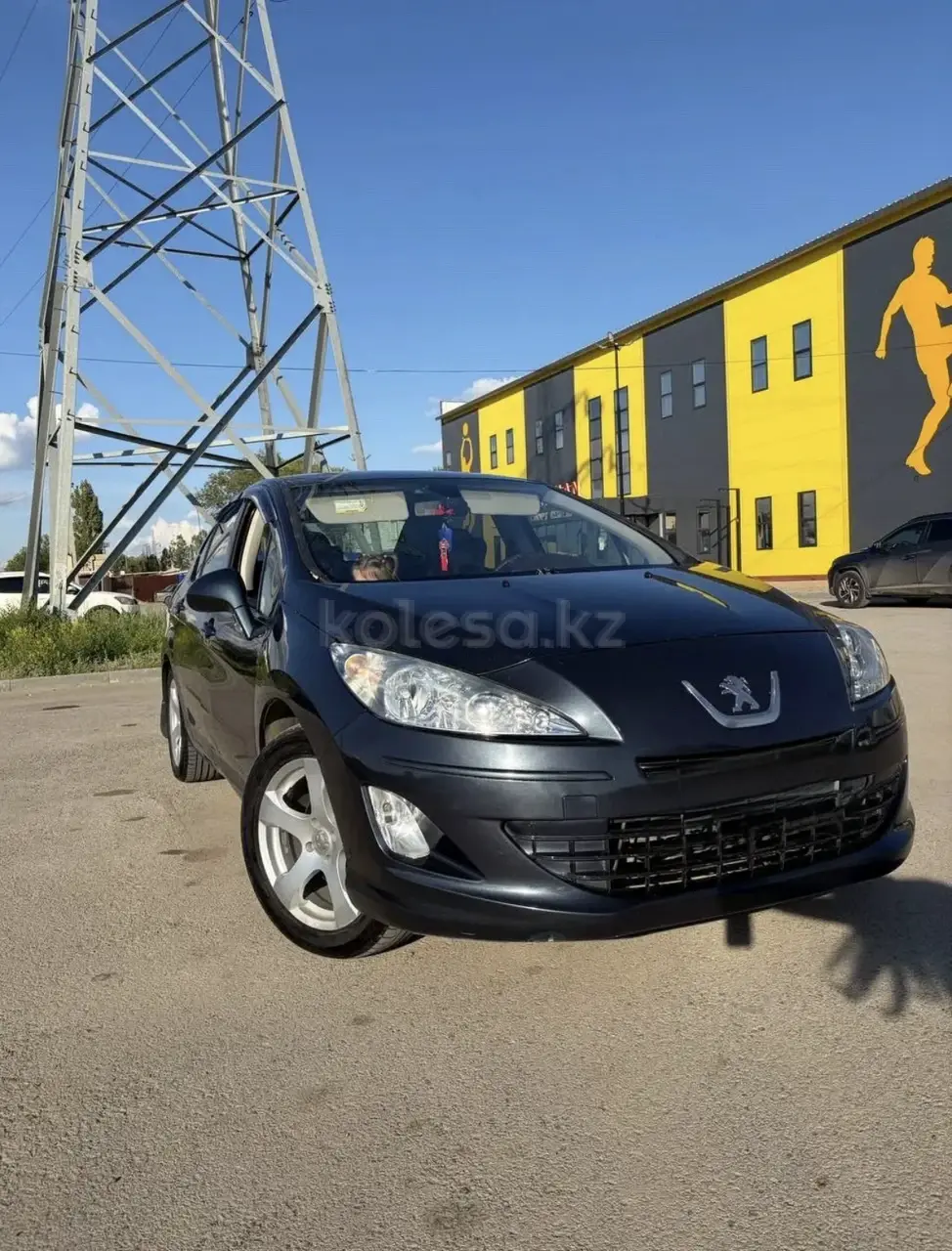 Peugeot 408, 2012
