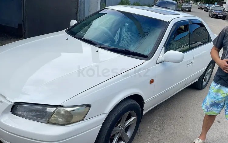 Toyota Camry Gracia 1997 года за 3 100 000 тг. в Семей