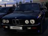 BMW 525 1985 года за 300 000 тг. в Павлодар