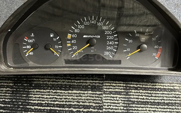 Амг щиток приборов amg W210 за 100 000 тг. в Алматы