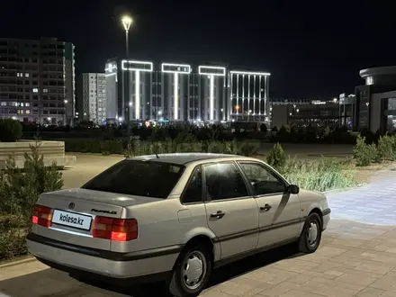 Volkswagen Passat 1995 года за 1 850 000 тг. в Актау