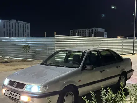 Volkswagen Passat 1995 года за 1 850 000 тг. в Актау – фото 15