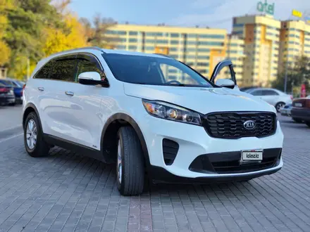 Kia Sorento 2018 года за 8 700 000 тг. в Шымкент – фото 30