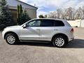 Volkswagen Touareg 2010 года за 12 500 000 тг. в Алматы – фото 2