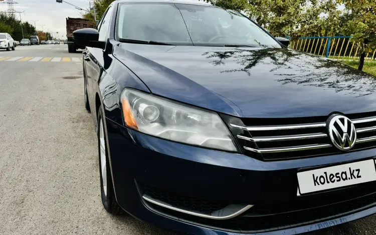 Volkswagen Passat 2012 годаүшін6 800 000 тг. в Алматы