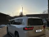 Toyota Land Cruiser 2022 года за 45 000 000 тг. в Алматы – фото 5