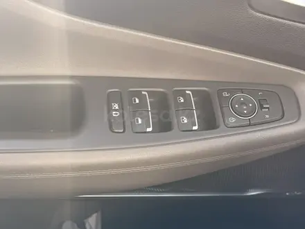 Hyundai Santa Fe 2020 года за 13 000 000 тг. в Астана – фото 13