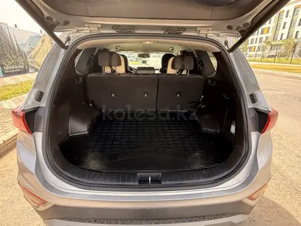 Hyundai Santa Fe 2020 года за 13 000 000 тг. в Астана – фото 6