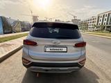 Hyundai Santa Fe 2020 года за 13 000 000 тг. в Астана – фото 5