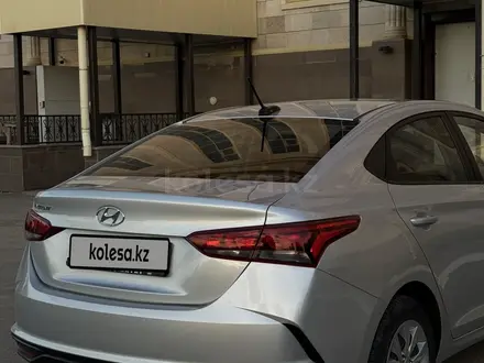 Hyundai Accent 2020 года за 5 700 000 тг. в Уральск – фото 2