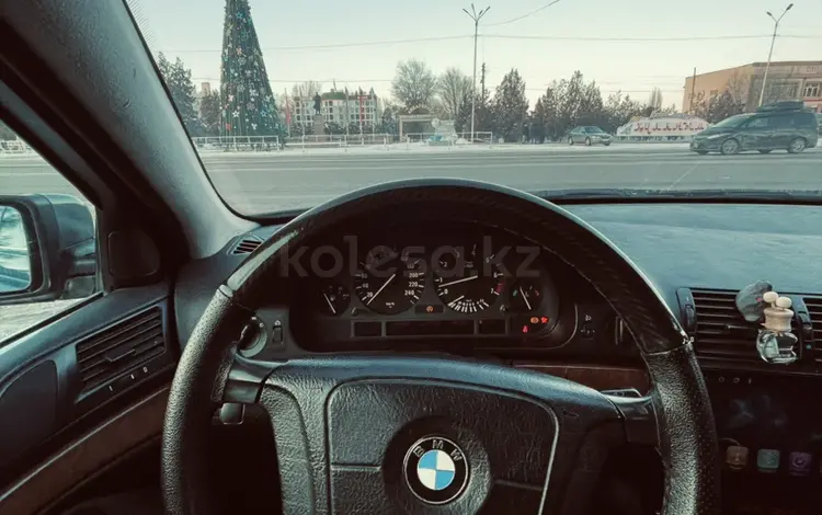 BMW 528 1996 года за 2 300 000 тг. в Тараз