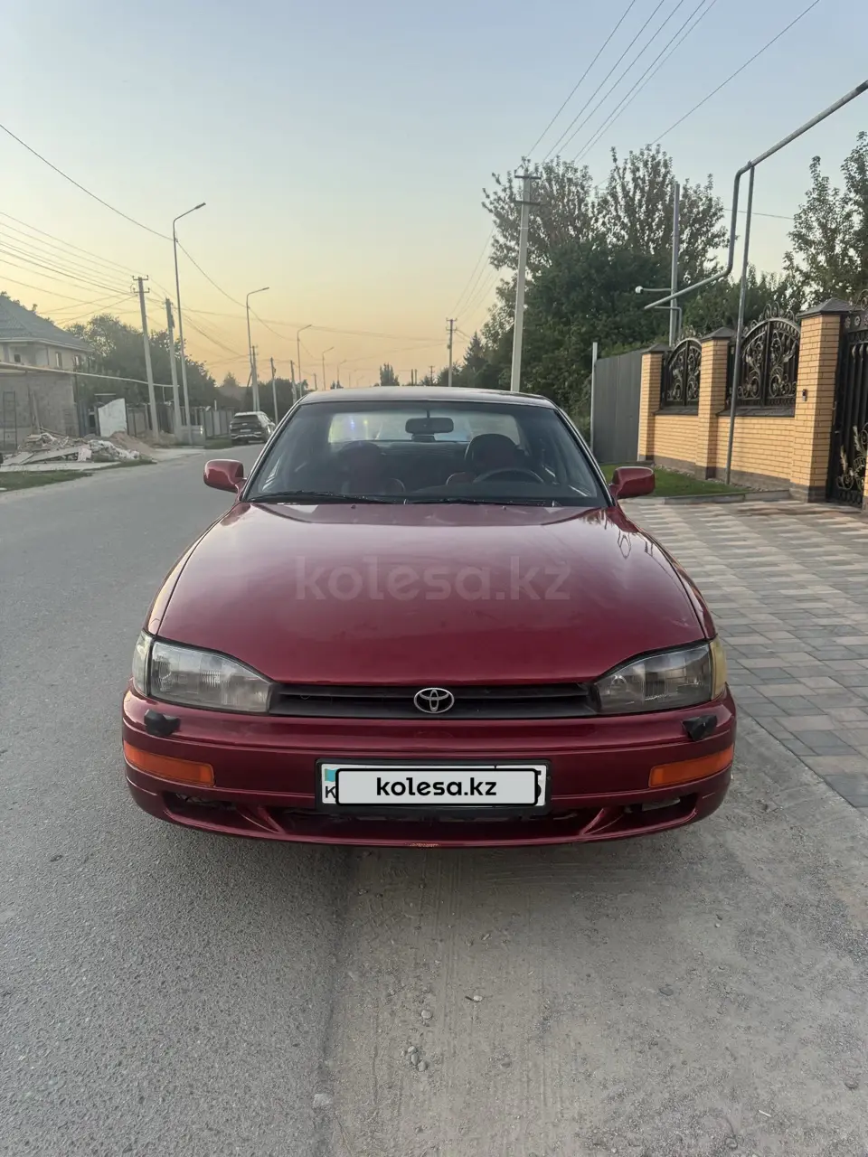 Toyota Camry, 1992