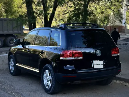 Volkswagen Touareg 2005 года за 4 700 000 тг. в Караганда – фото 3