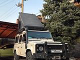 Land Rover Defender 1999 года за 7 300 000 тг. в Алматы