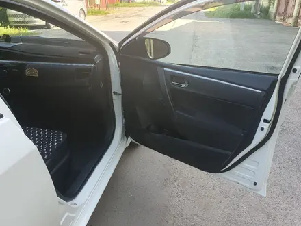 Toyota Corolla 2015 года за 6 600 000 тг. в Алматы – фото 19