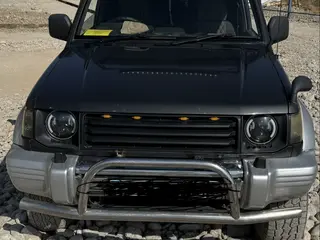 Mitsubishi Pajero, 1993