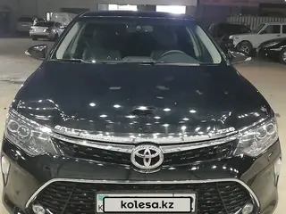 Toyota Camry, 2018