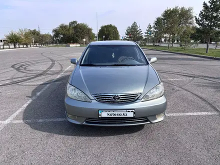 Toyota Camry 2005 года за 5 500 000 тг. в Тараз