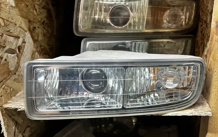 Противотуманки, туманка, туманки б/у оригинал TOYOTA, Lexus за 5 000 тг. в Алматы