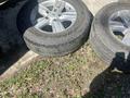 Диски, подойдут на тлк 100, 200.Лх470, 570 с резиной за 380 000 тг. в Усть-Каменогорск – фото 2