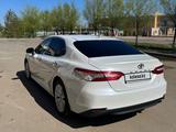 Toyota Camry 2019 года за 15 200 000 тг. в Уральск – фото 5