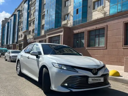 Toyota Camry 2019 года за 15 300 000 тг. в Уральск – фото 6