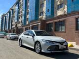 Toyota Camry 2019 годаүшін15 200 000 тг. в Уральск – фото 2