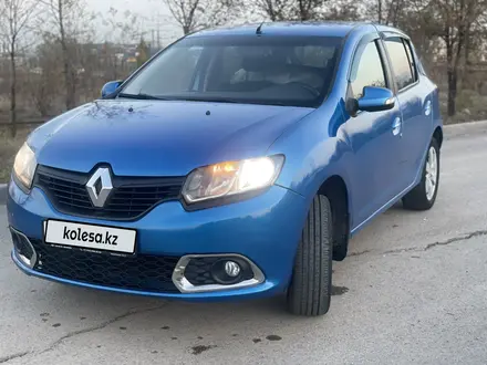 Renault Sandero 2015 года за 4 200 000 тг. в Алматы – фото 3