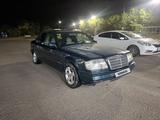 Mercedes-Benz E 200 1994 года за 1 900 000 тг. в Алматы