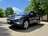 Toyota Highlander 2011 года за 10 500 000 тг. в Астана