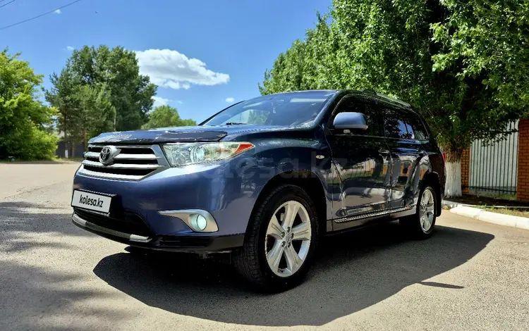 Toyota Highlander 2011 года за 10 500 000 тг. в Астана