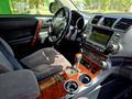 Toyota Highlander 2011 года за 10 500 000 тг. в Астана – фото 23