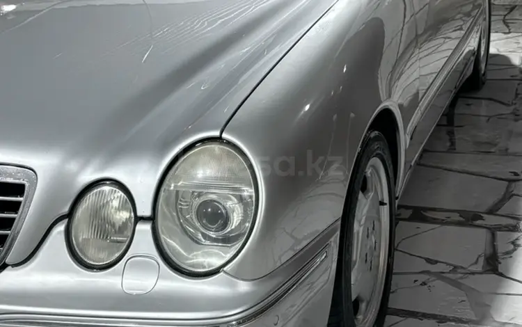 Mercedes-Benz E 320 2000 года за 4 700 000 тг. в Актау