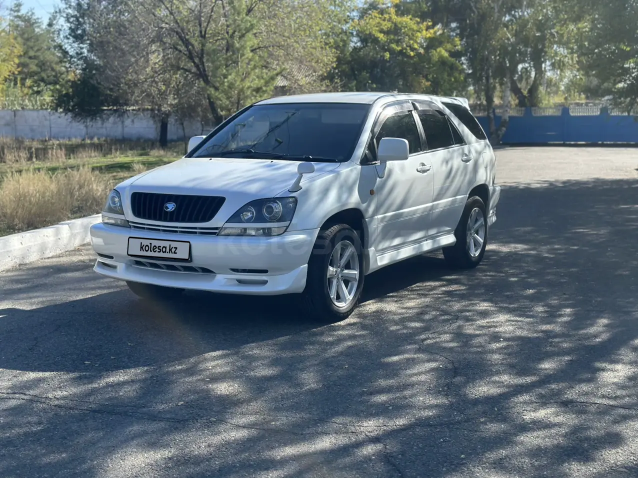 Toyota Harrier, 1998