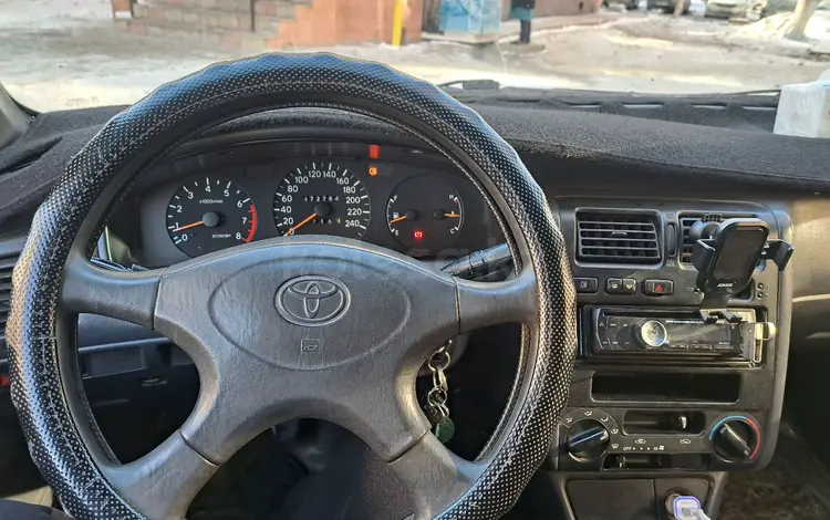 Toyota Carina E 1996 годаүшін2 300 000 тг. в Тараз