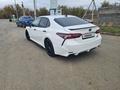 Toyota Camry 2021 года за 12 999 999 тг. в Уральск – фото 7