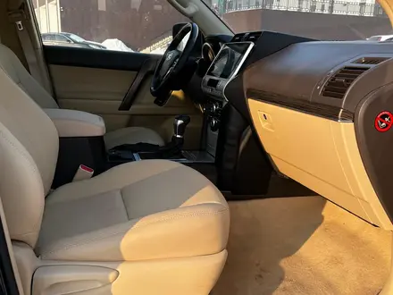 Toyota Land Cruiser Prado 2017 года за 26 000 000 тг. в Астана – фото 8
