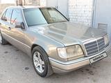 Mercedes-Benz E 200 1994 годаfor2 800 000 тг. в Тараз – фото 2