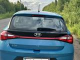 Hyundai i20 2023 года за 7 400 000 тг. в Петропавловск – фото 4