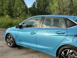 Hyundai i20 2023 года за 7 400 000 тг. в Петропавловск – фото 3