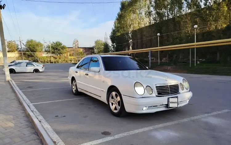 Mercedes-Benz E 230 1996 годаүшін2 200 000 тг. в Алматы