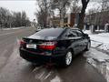 Toyota Camry 2015 года за 12 450 000 тг. в Тараз – фото 2