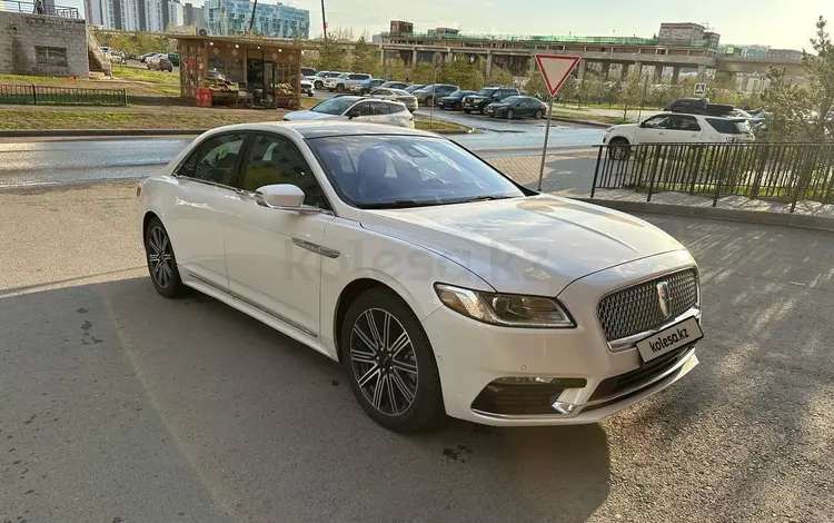 Lincoln Continental 2016 года за 13 000 000 тг. в Астана