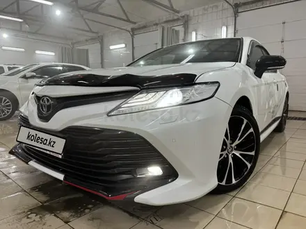 Toyota Camry 2020 года за 14 500 000 тг. в Уральск – фото 6