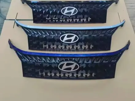 Решетка радиатора Hyundai Mufasa за 1 400 тг. в Актобе